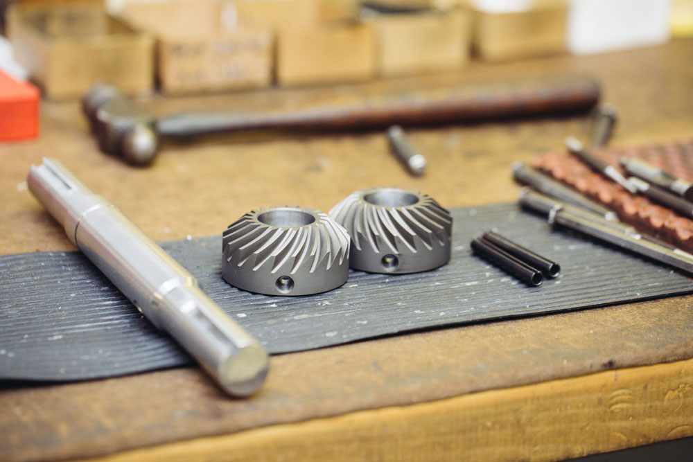 Why Choose Spiral Bevel Gears