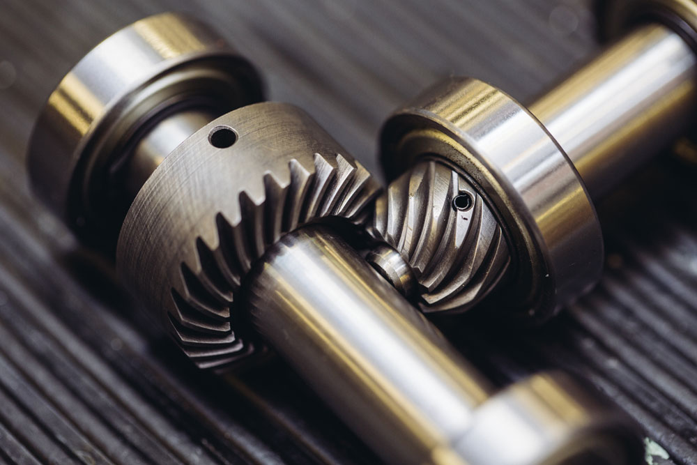 What Are the Benefits of Choosing Spiral Bevel Gears?