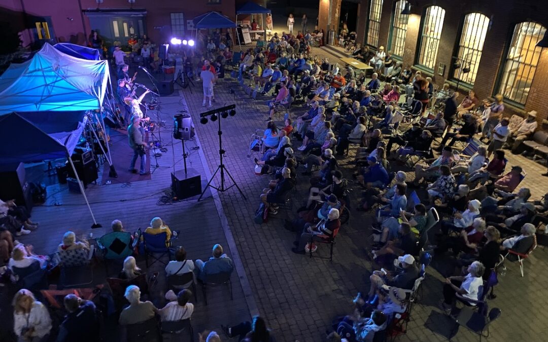 Lampin Corporation Strikes a Chord with ValleyCAST Free Summer Concert Series Sponsorship